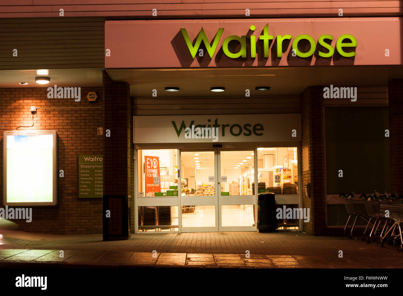Waitrose supermarket in Edinburgh Morningside at night. Photos by Pako