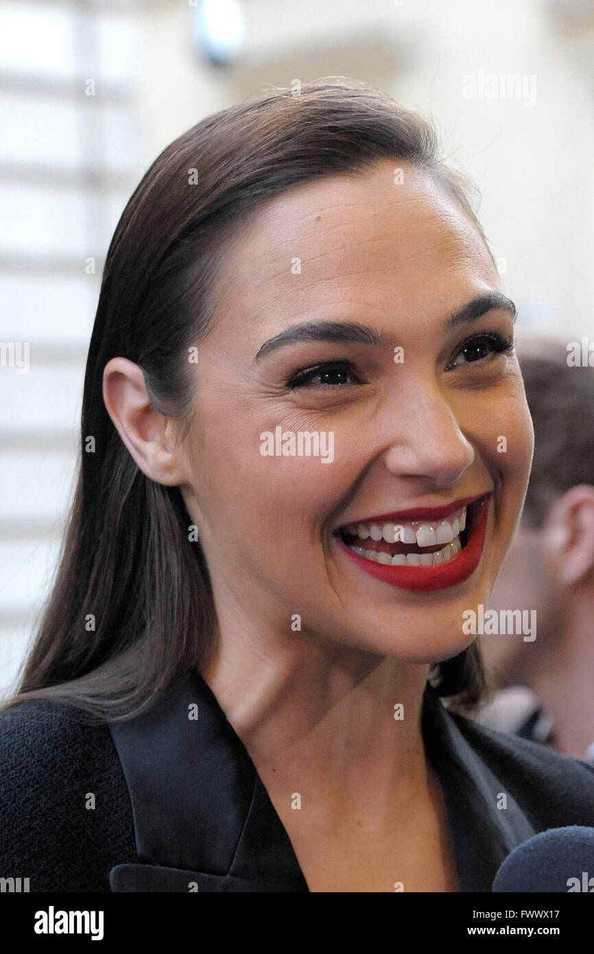 London Uk 7th April 2016 Gal Gadot Uk Premiere Of Criminal At Stock Photo Alamy See more bts moments when you get a digital copy of #ww84, out today! https www alamy com stock photo london uk 7th april 2016 gal gadot uk premiere of criminal at the 101987459 html