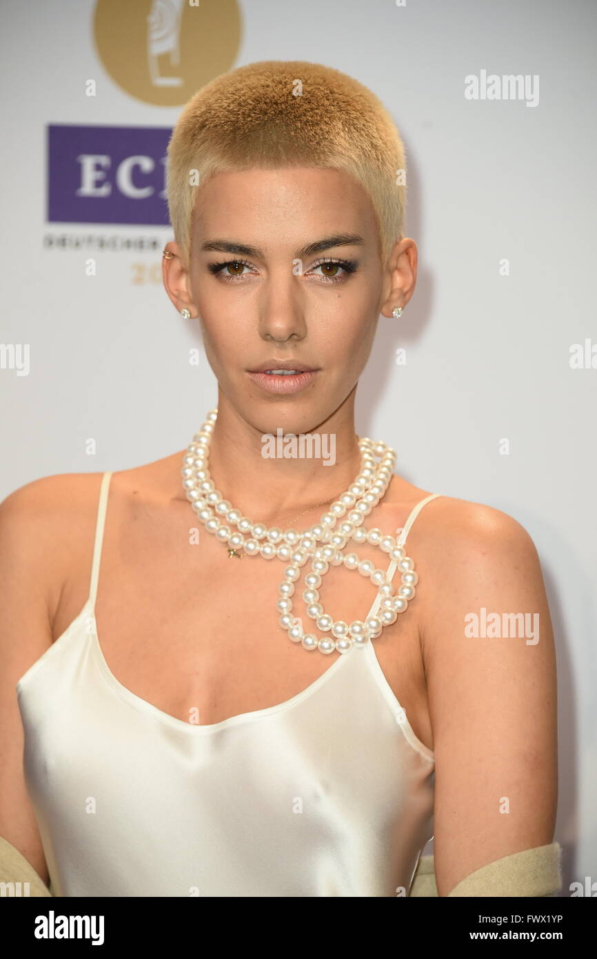 2019 Alina Suggeler naked (94 foto and video), Topless, Paparazzi, Twitter, braless 2006 2019 Alina Suggeler nude (46 photo), Ass, Leaked, Twitter, panties 2019