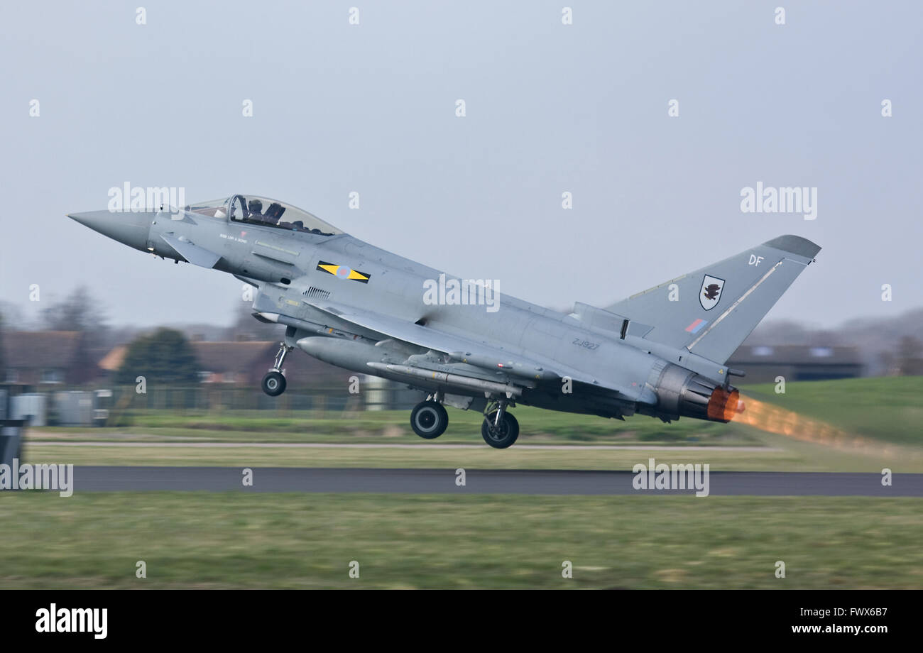 Coningsby, UK. 8th April 2016. RAF Typhoon jets are  scrambled and go supersonic for an intercept over Wales. Stock Photo