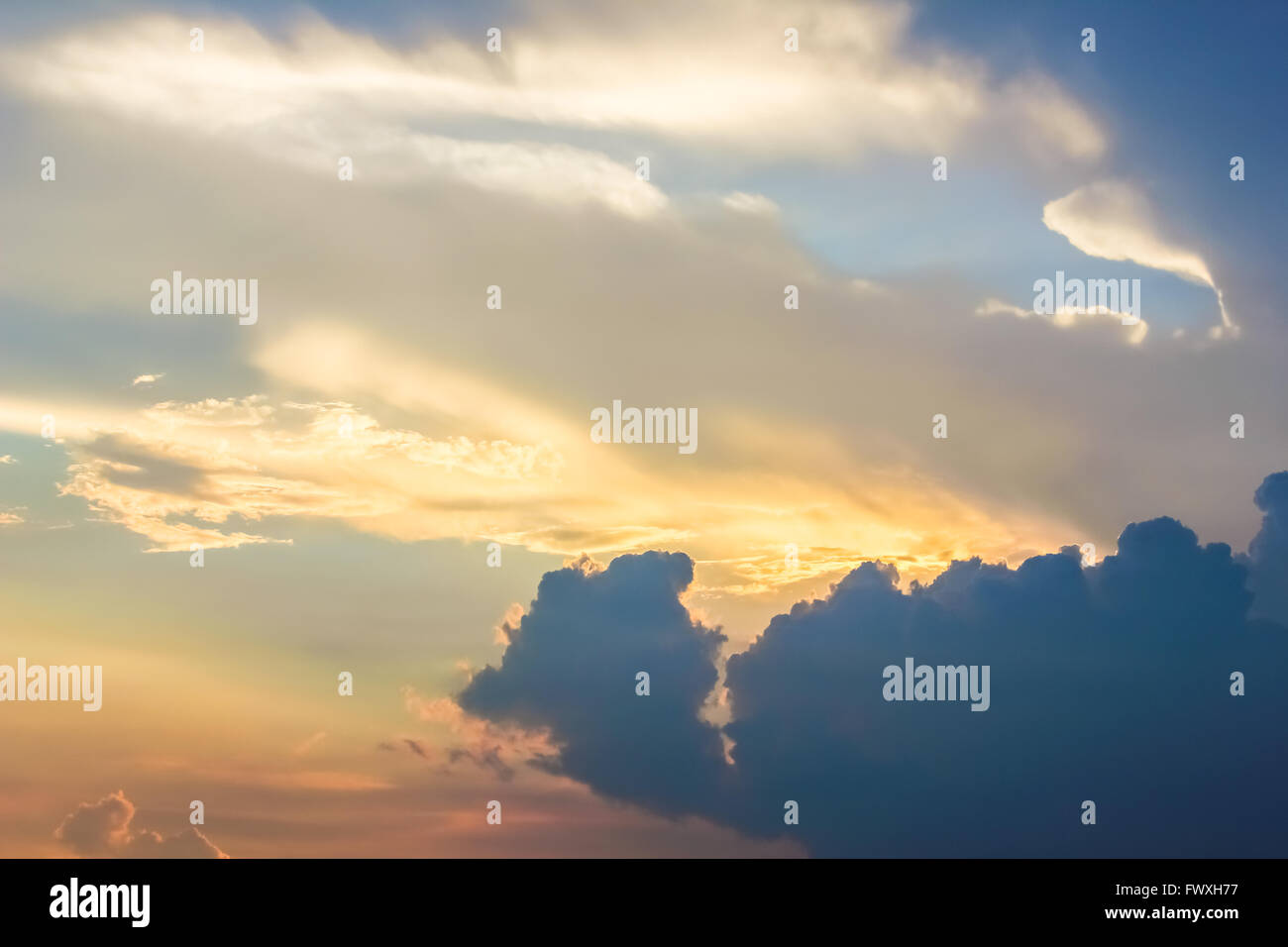 Evening sky clouds beautiful hi-res stock photography and images - Alamy