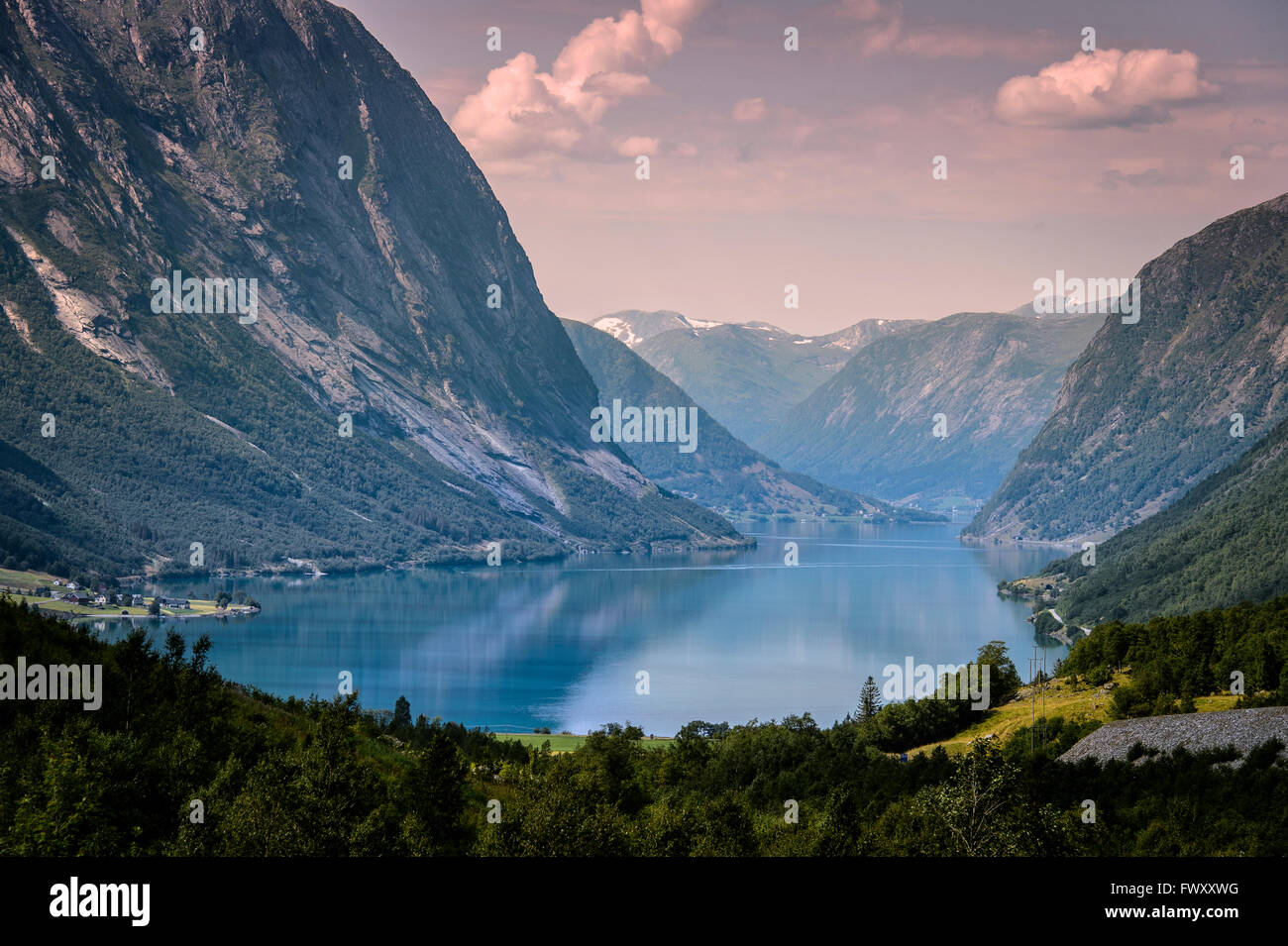 Norway, Sogn og Fjordane, Sogndalsfjora, Scenic view of lake in mountains Stock Photo
