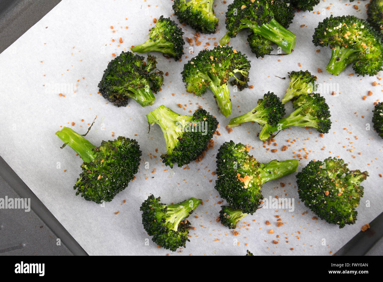baked roasted garlic parmesan and olive oil broccoli side dish on