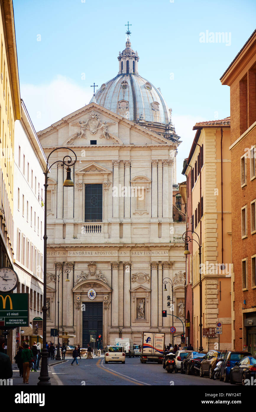 Sold Rome Street Streets of Rome Stock Photo - Alamy