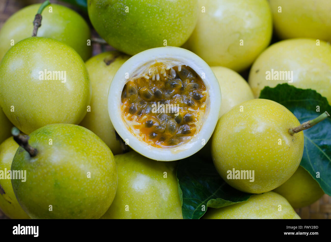 Passion fruits hi-res stock photography and images - Alamy