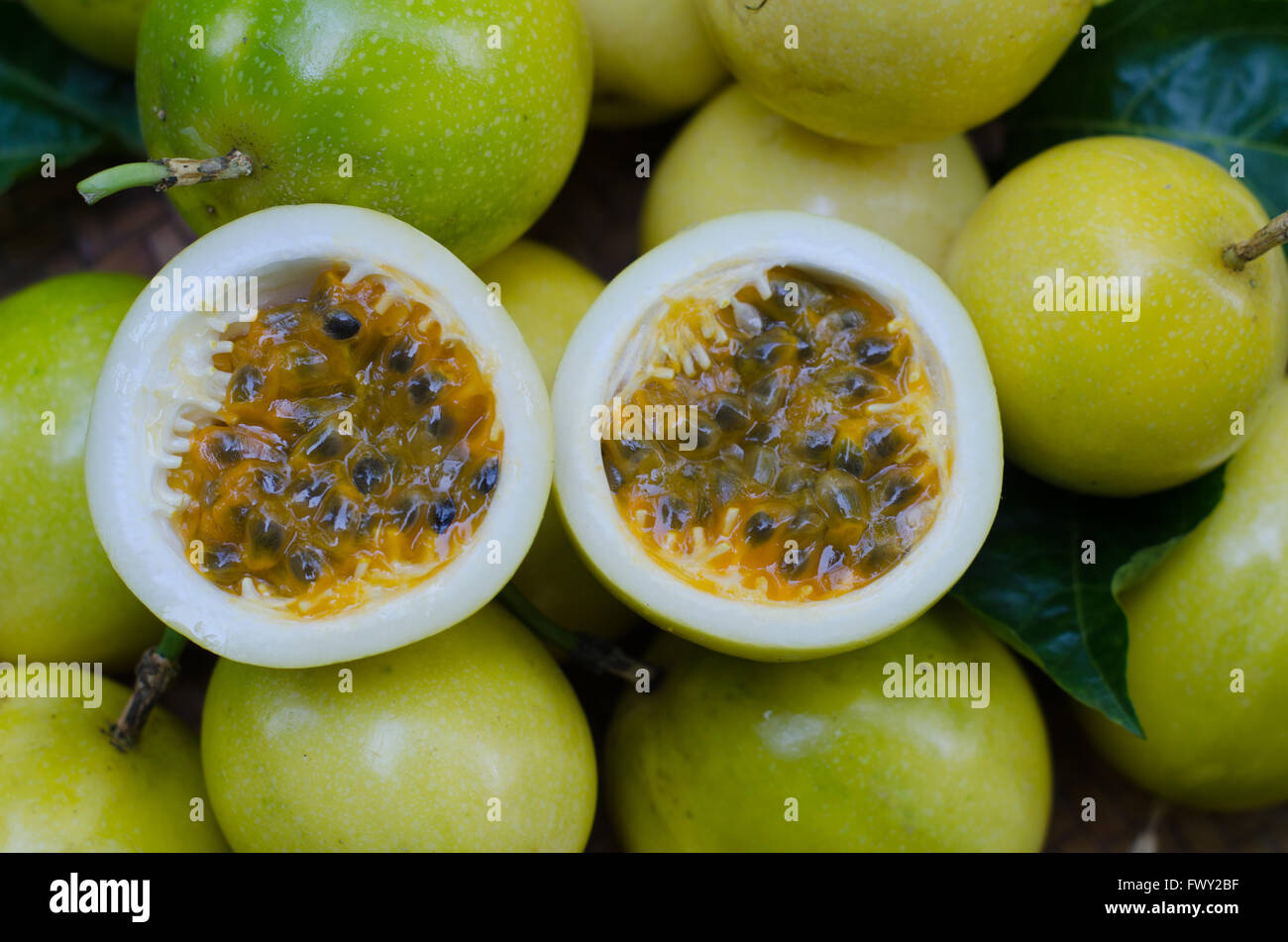 Passion fruits hi-res stock photography and images - Alamy