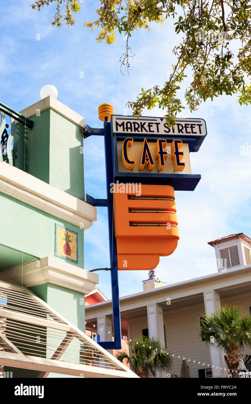 Art deco cafe hires stock photography and images Alamy