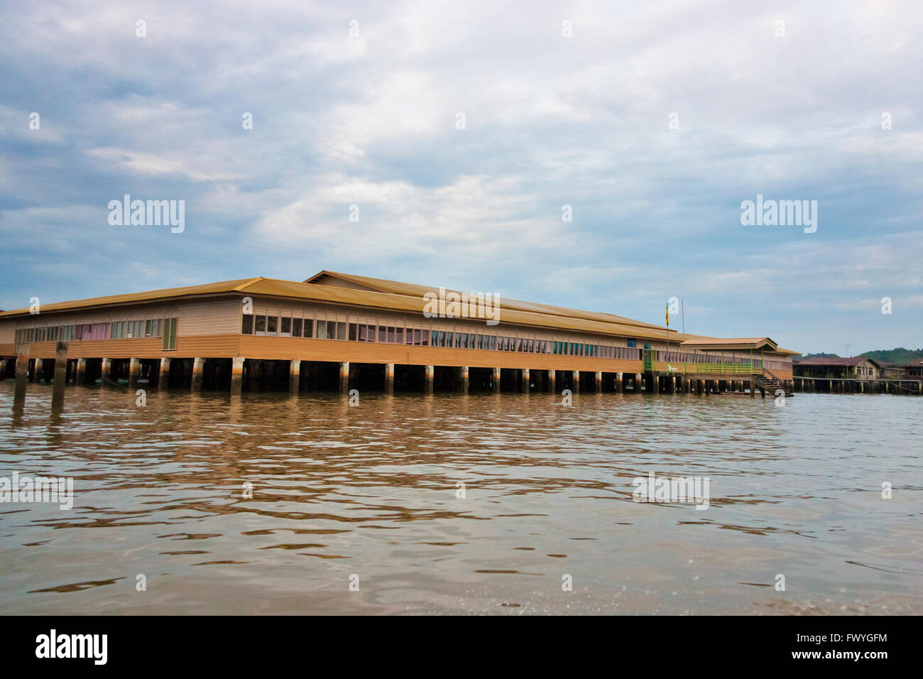 Long House on Brunei river, Bandar Seri Begawan, Brunei Stock Photo Alamy