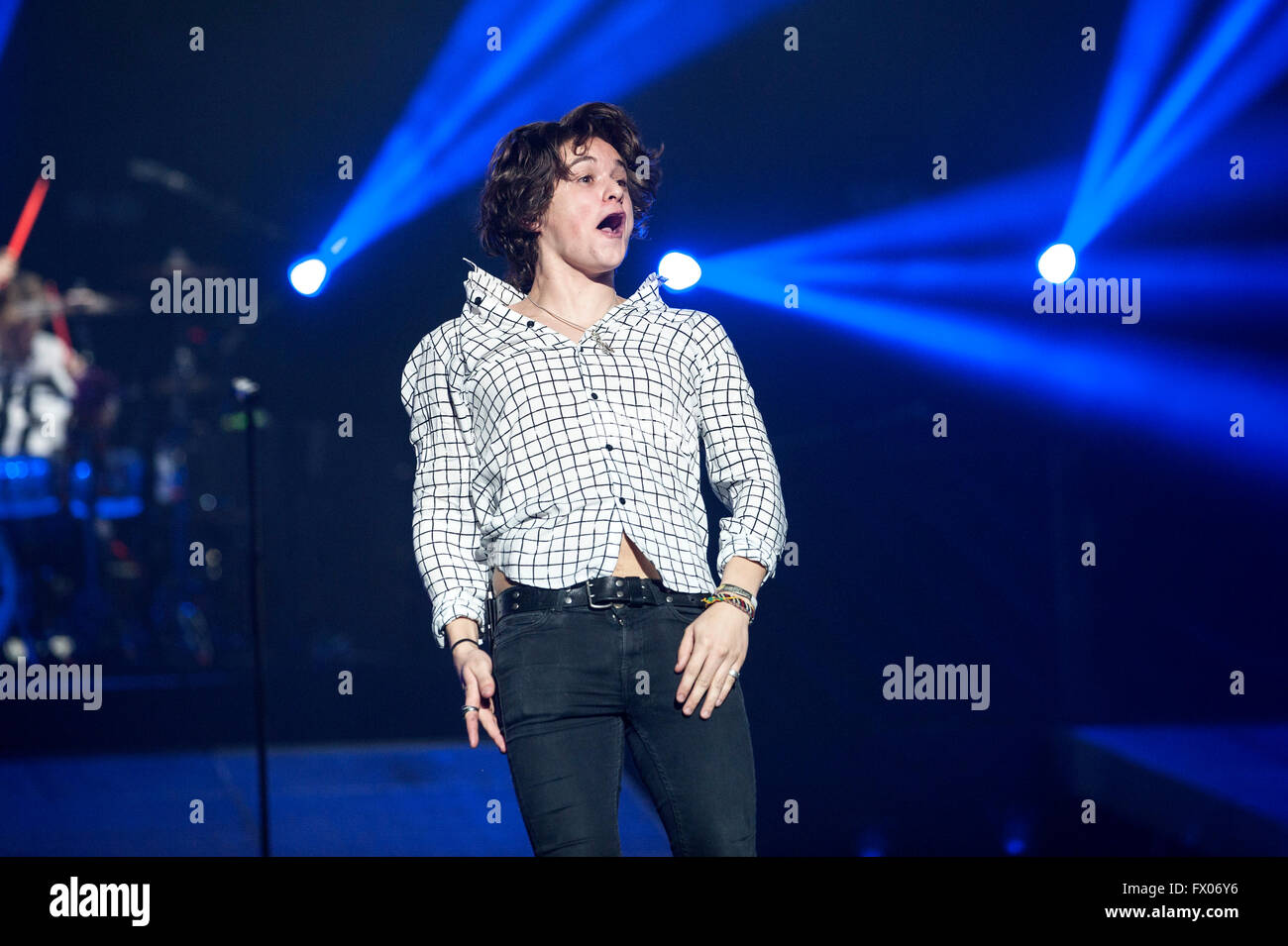 Glasgow, Scotland, UK. 08th Apr, 2016. Bradley Simpson of The Vamps performs on stage at The SEE Hydro on April 8, 2016 in Glasgow,Scotland. Credit:  Sam Kovak/17�Թ����� Live News Stock Photo