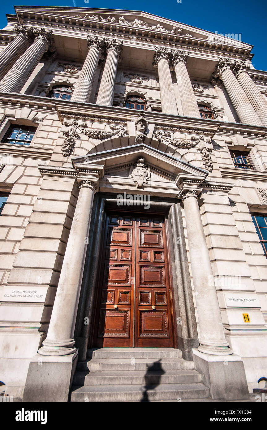 At government offices great street goggs situated in whitehall hires stock photography