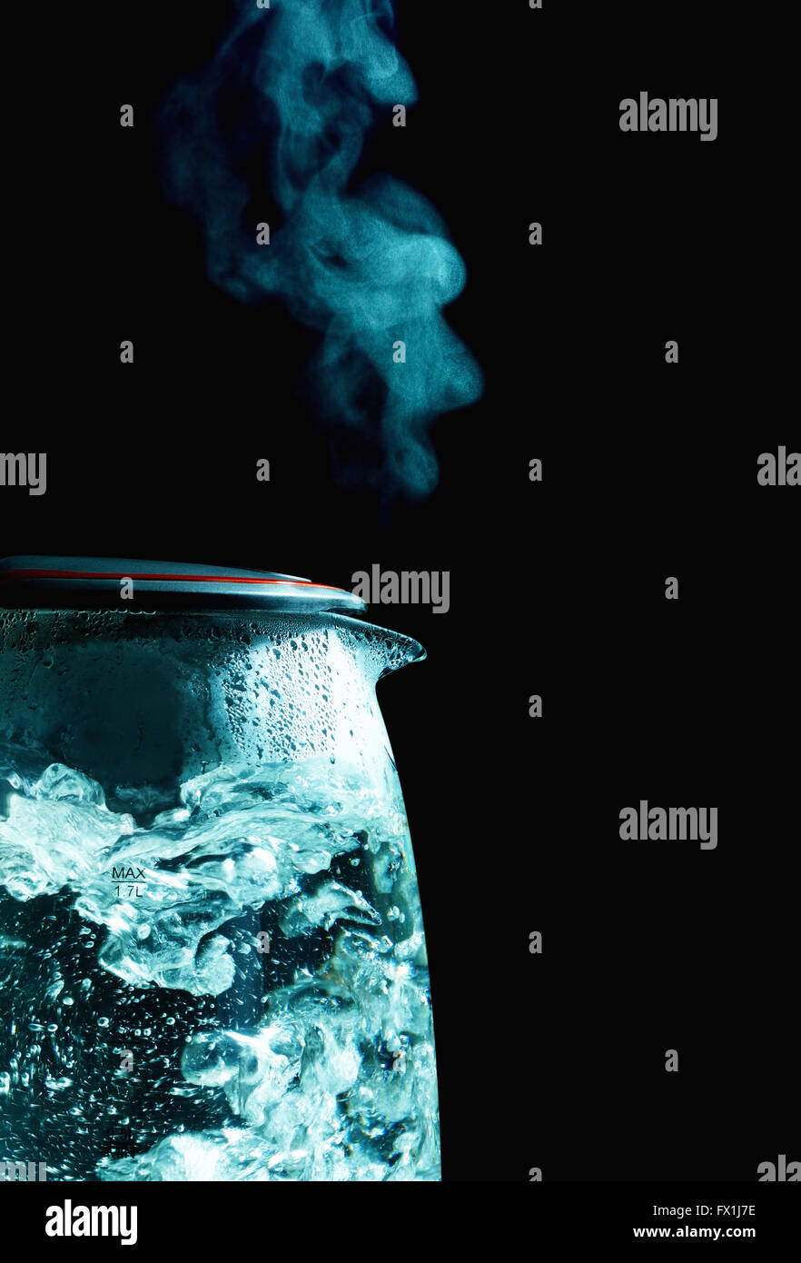 Glass pot boiling water hires stock photography and images Alamy