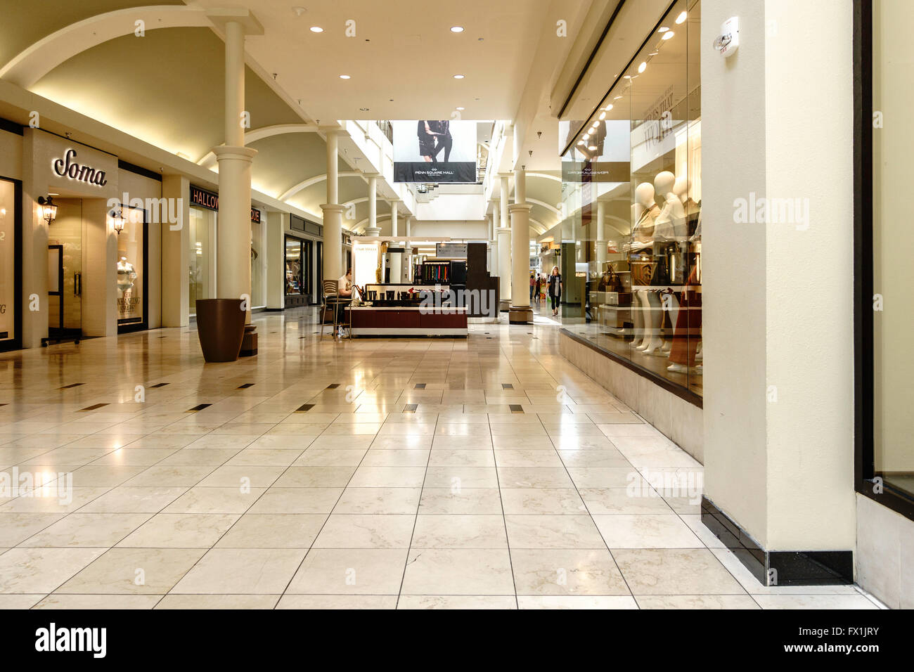 Looking down the hall of one wing of a shopping mall in Oklahoma City, Oklahoma, USA. Stock Photo