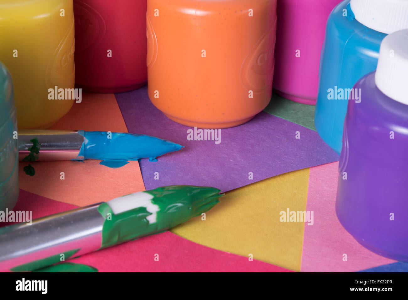 Kids paint brushes hi-res stock photography and images - Alamy