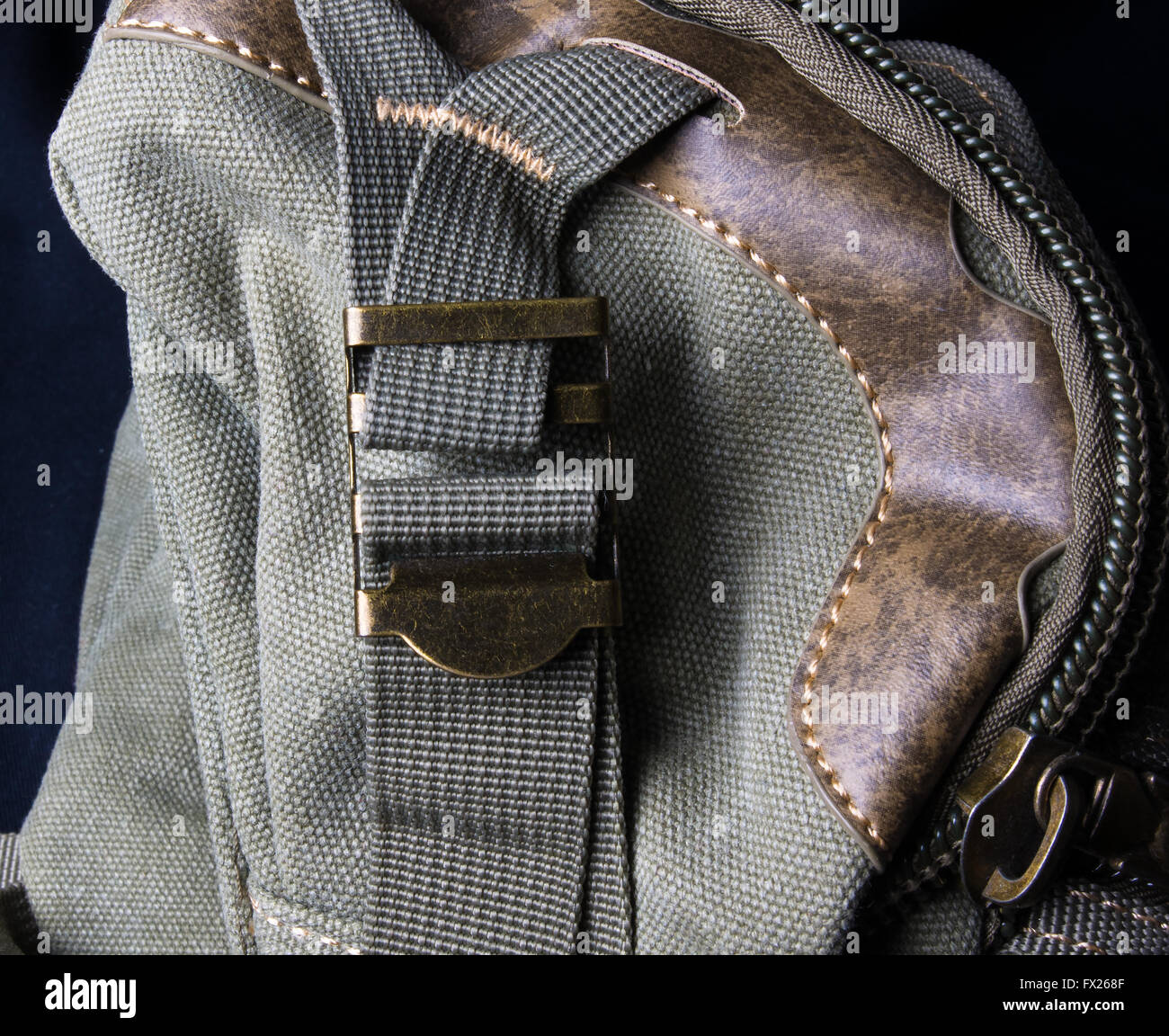 Black shoulder bag hi-res stock photography and images - Alamy