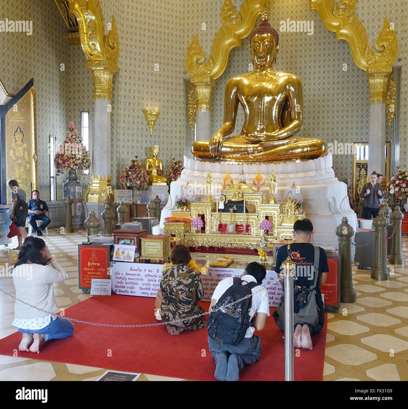 Bangkok, Thailand. 02nd Mar, 2016. The Golden Buddha in Wat Traimit in ...