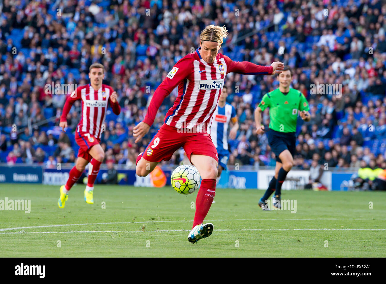 Barcelona, Spain. 9th April, 2016. Fernando Torres plays at the La Liga match between RCD Espanyol and Atletico de Madrid at the Powerade Stadium on April 9, 2016 in Barcelonal, Spain. Credit:  Christian Bertrand/Alamy Live News Stock Photo