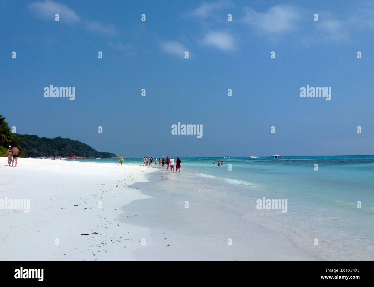 Tourists walk along the beach on Koh Tachai island, Thailand, 15 March 2016. Koh Tachai is located outside of the actual Similan Islands and is the northernmost part of the national park of the same name. Photo: ALEXANDRA SCHULER/dpa - NO WIRE SERVICE - Stock Photo