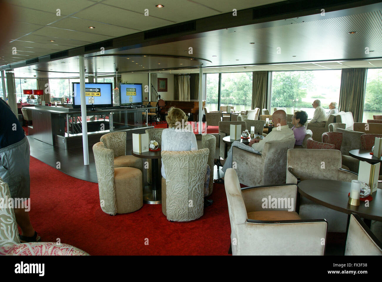 Cruise ship interior inside hi-res stock photography and images - Alamy