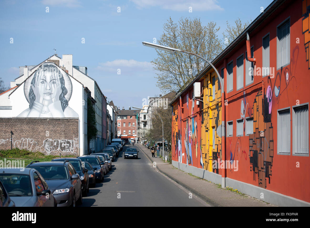 Köln, Ehrenfeld, Christianstrasse, Architektur und Wandmalerei Stock Photo