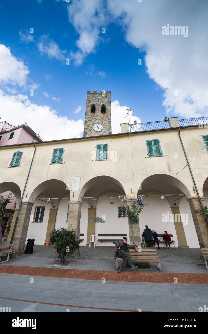 former-watchtower-cinque-terre-la-spezia-province-parco-nazionale