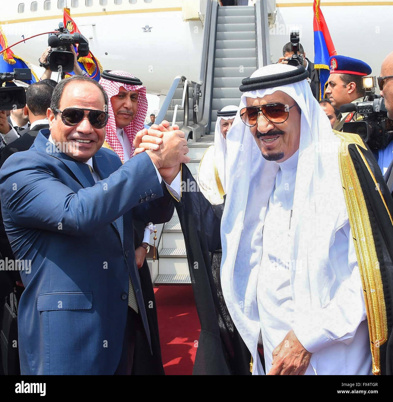 Cairo, Egypt. 11th April 2016. Saudi Arabia's King Salman at the end of an official 5-day state visit to Egypt meets with Egypt's President El-Sisi.  They signed a number of agreements, including building a bridge across the Red Sea to link the two countries, also linking Asia and Africa.  It was also announced that the sovereignty of two Red Sea islands at the mouth of the Gulf of Aqaba in the Red Sea, Tiran and Sanafir, were officially transferred to Saudi Arabia from Egypt. Credit:  Egyptian Presidency Handout Photo/Barry Iverson/Alamy Live News Stock Photo