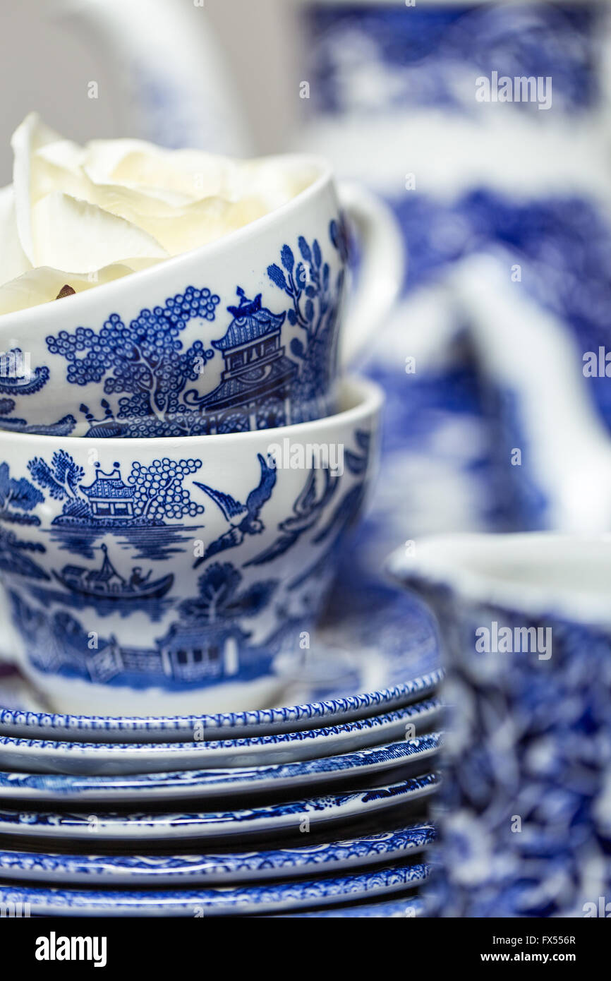 Blue, white, blue and white, china, porcelain, tea, afternoon tea, tea set, coffee, coffeepot, vintage, shabby chic, cup, pot, Stock Photo