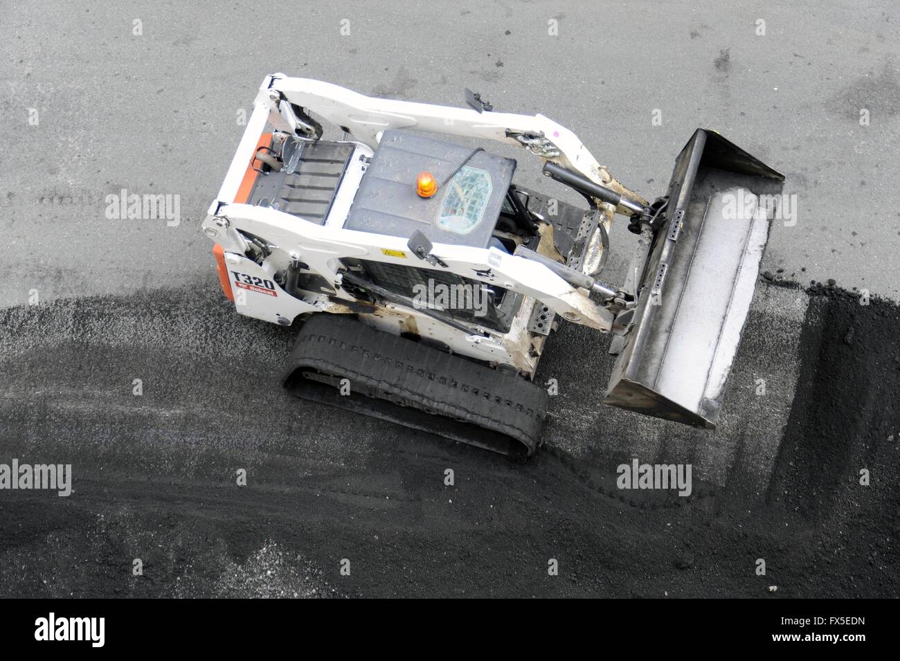 Bobcat little bulldozer Stock Photo Alamy
