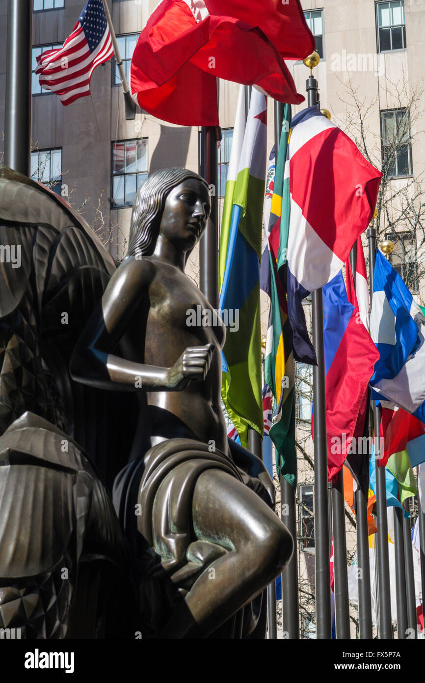 Mankind figure (Maiden and Youth), Rockefeller Center, New York City Stock Photo
