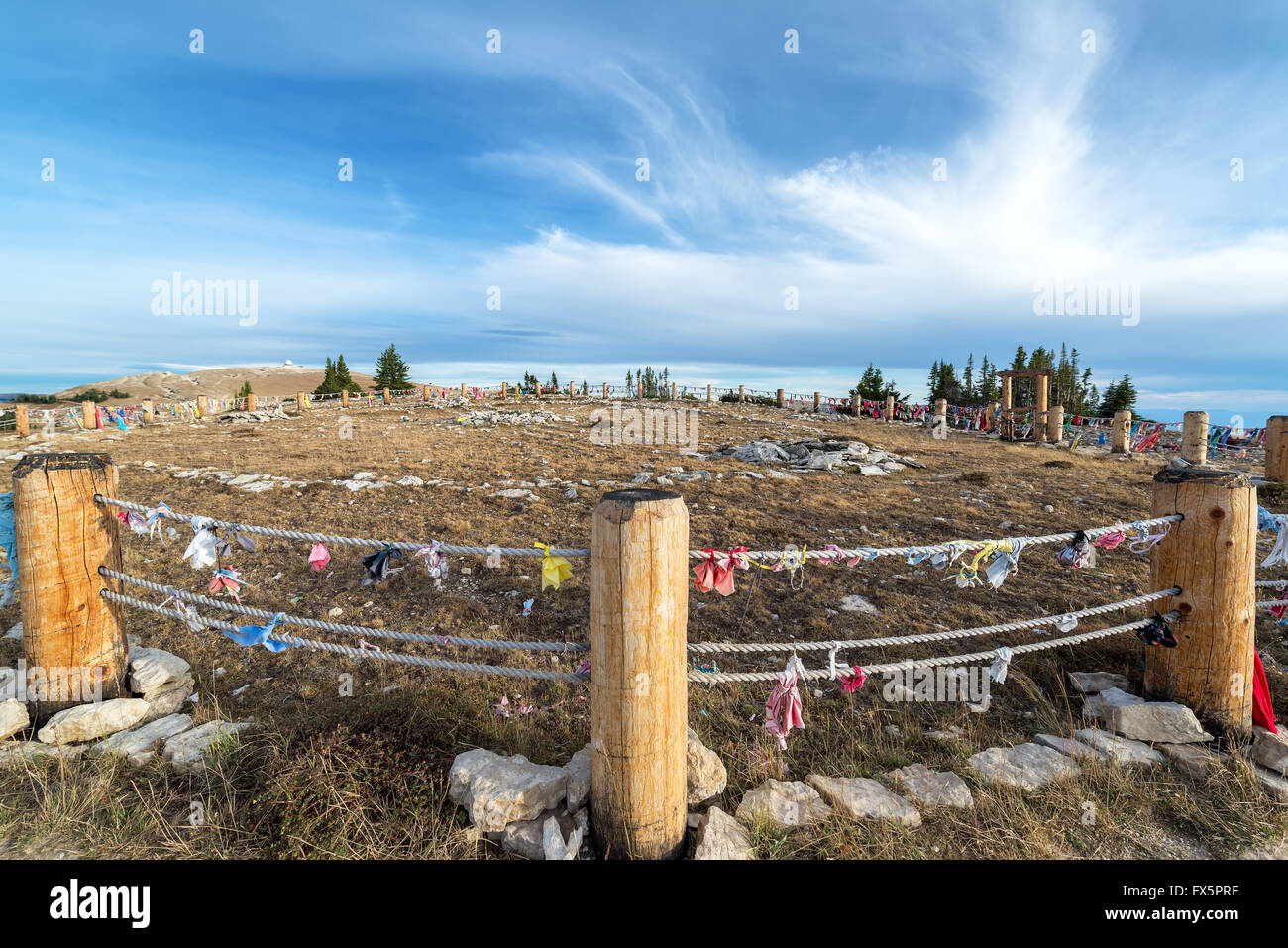 Medicine wheel mountain hires stock photography and images Alamy