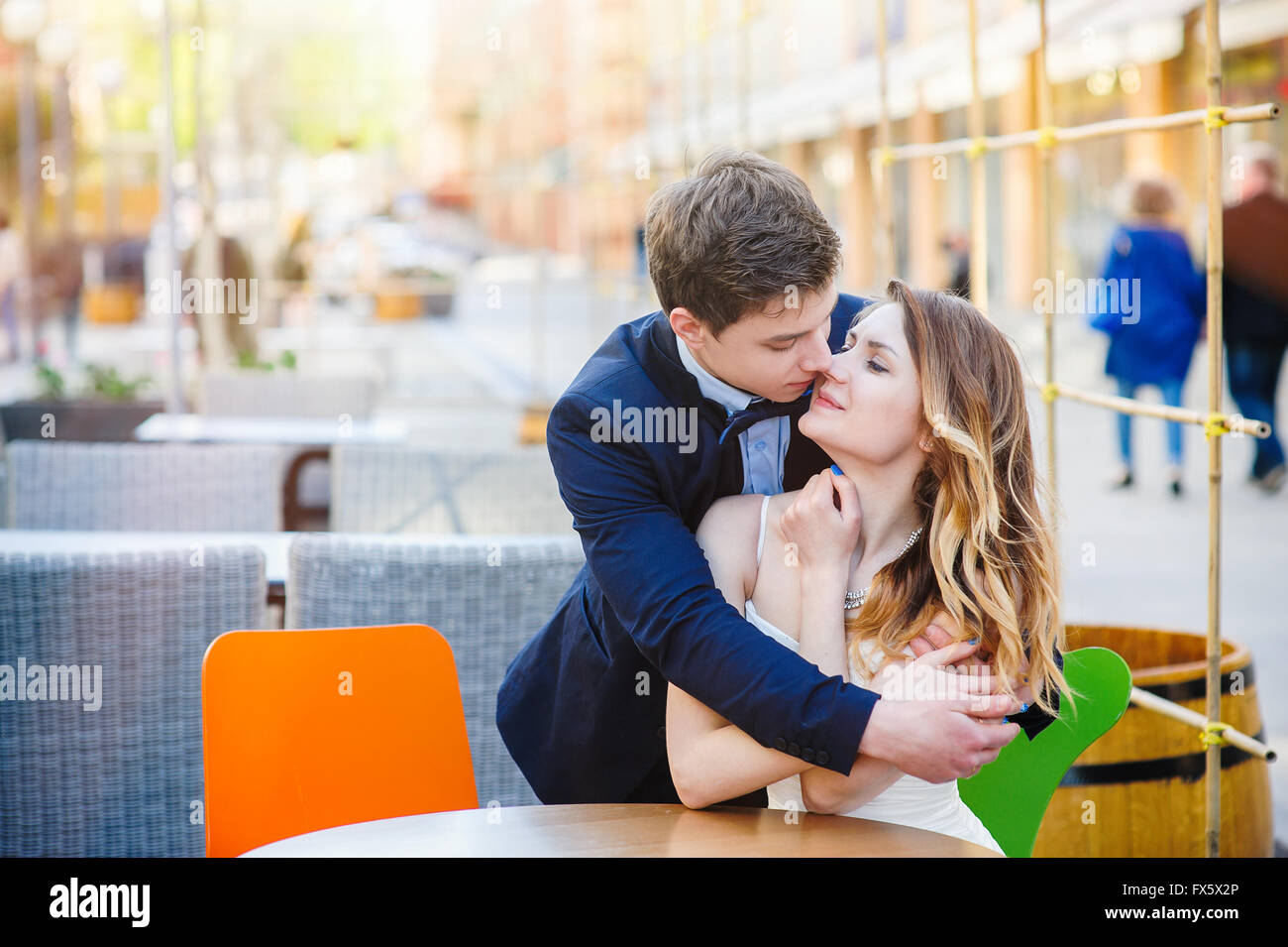 Bride and groom in wedding day kissing Stock Photo