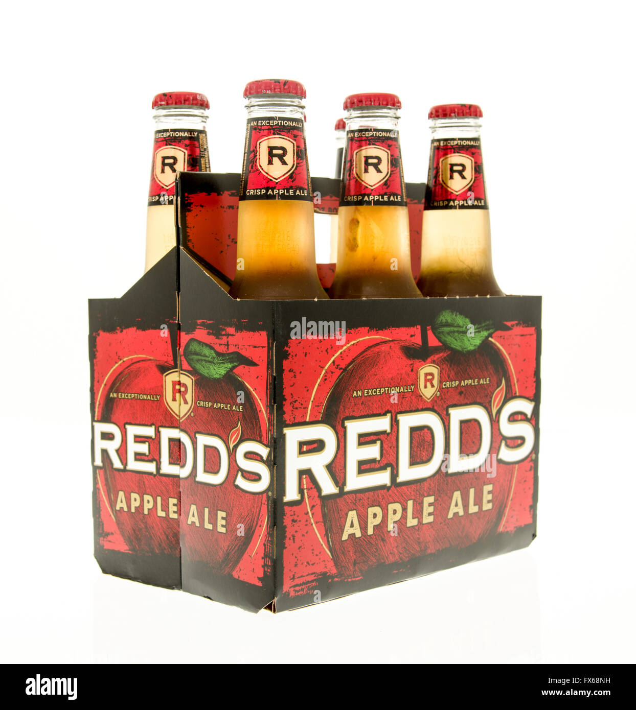 Winneconne, WI - 15 March 2016:  A six pack of Redd's apple ale Stock Photo