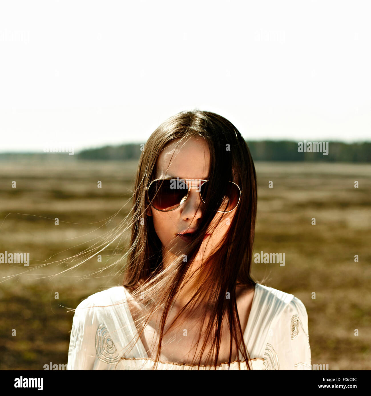 Young woman standing straight model hi-res stock photography and images ...