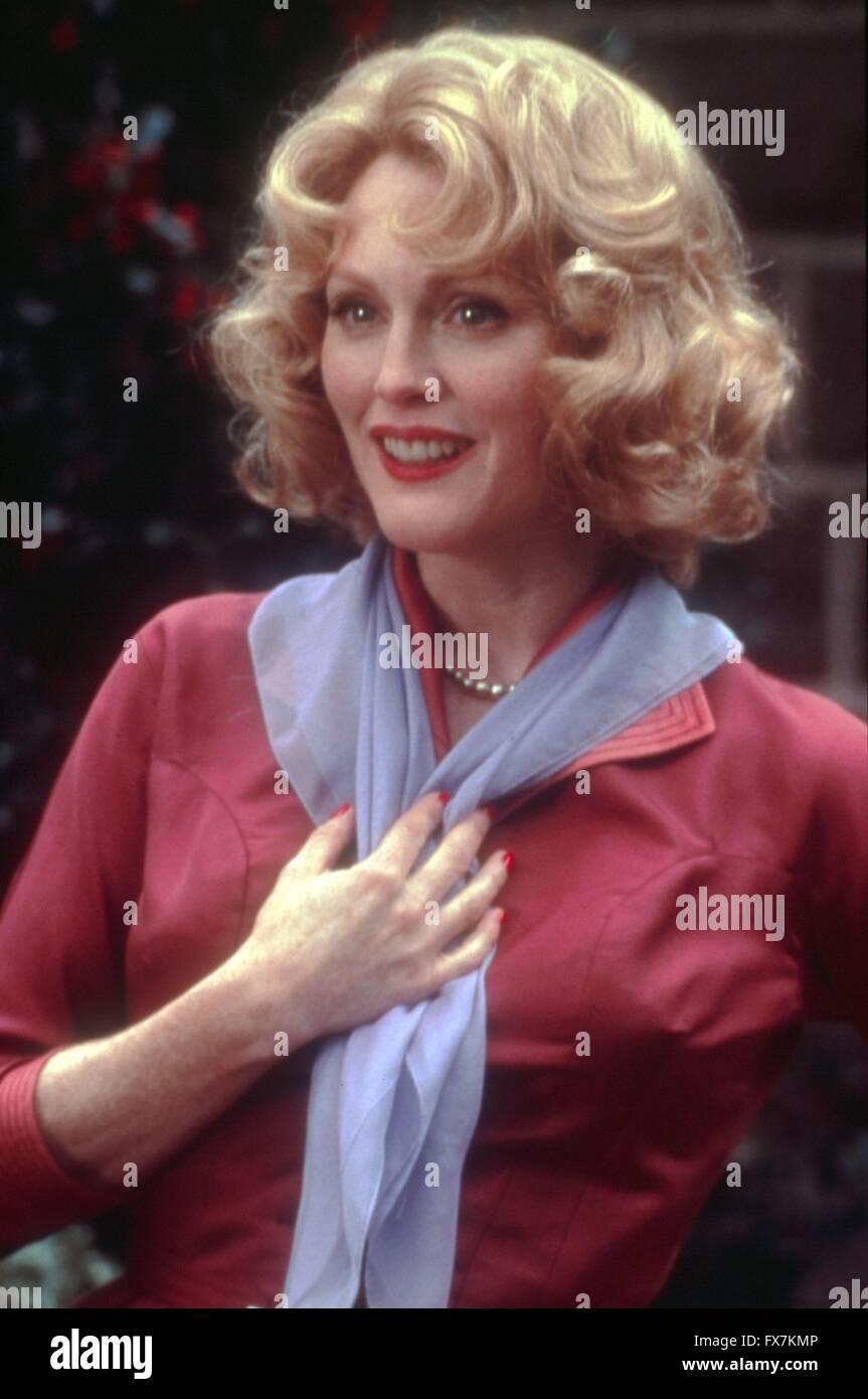 Far from Heaven Year : 2002 USA Director : Todd Haynes Julianne Moore ...
