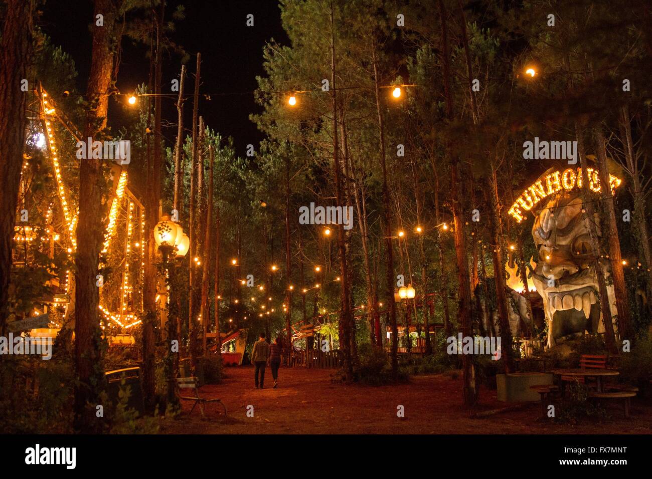 Goosebumps Year : 2015 USA Director : Rob Letterman Dylan Minnette