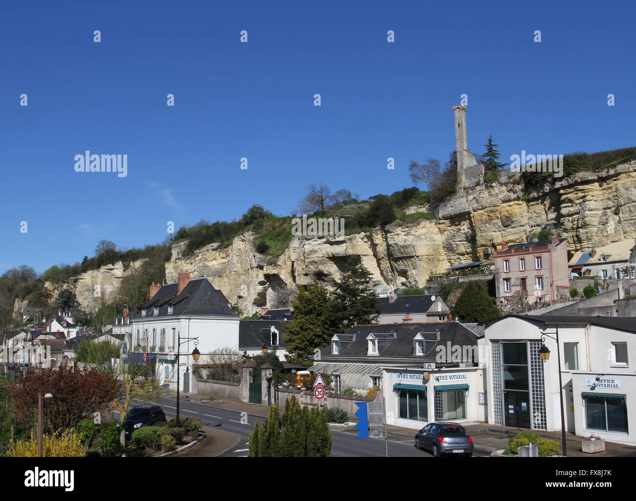 Troglodyte homes rochecorbon hi-res stock photography and images - Alamy