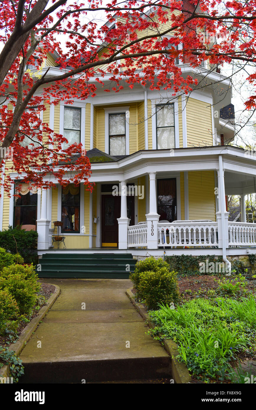 USA Kentucky KY Louisville Homes of the Highlands neighborhood with