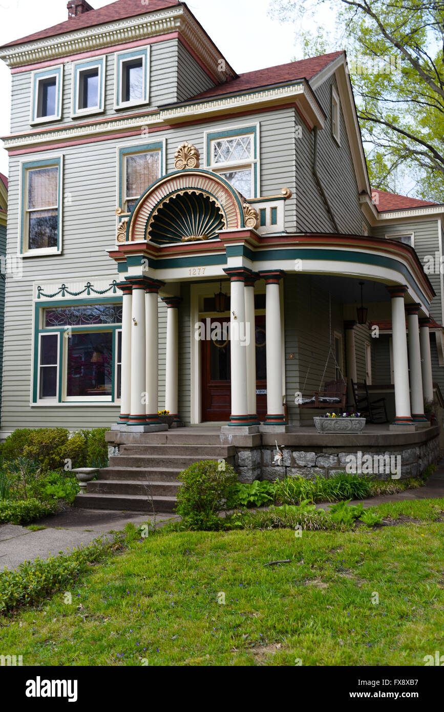 USA Kentucky KY Louisville Homes of the Highlands neighborhood with