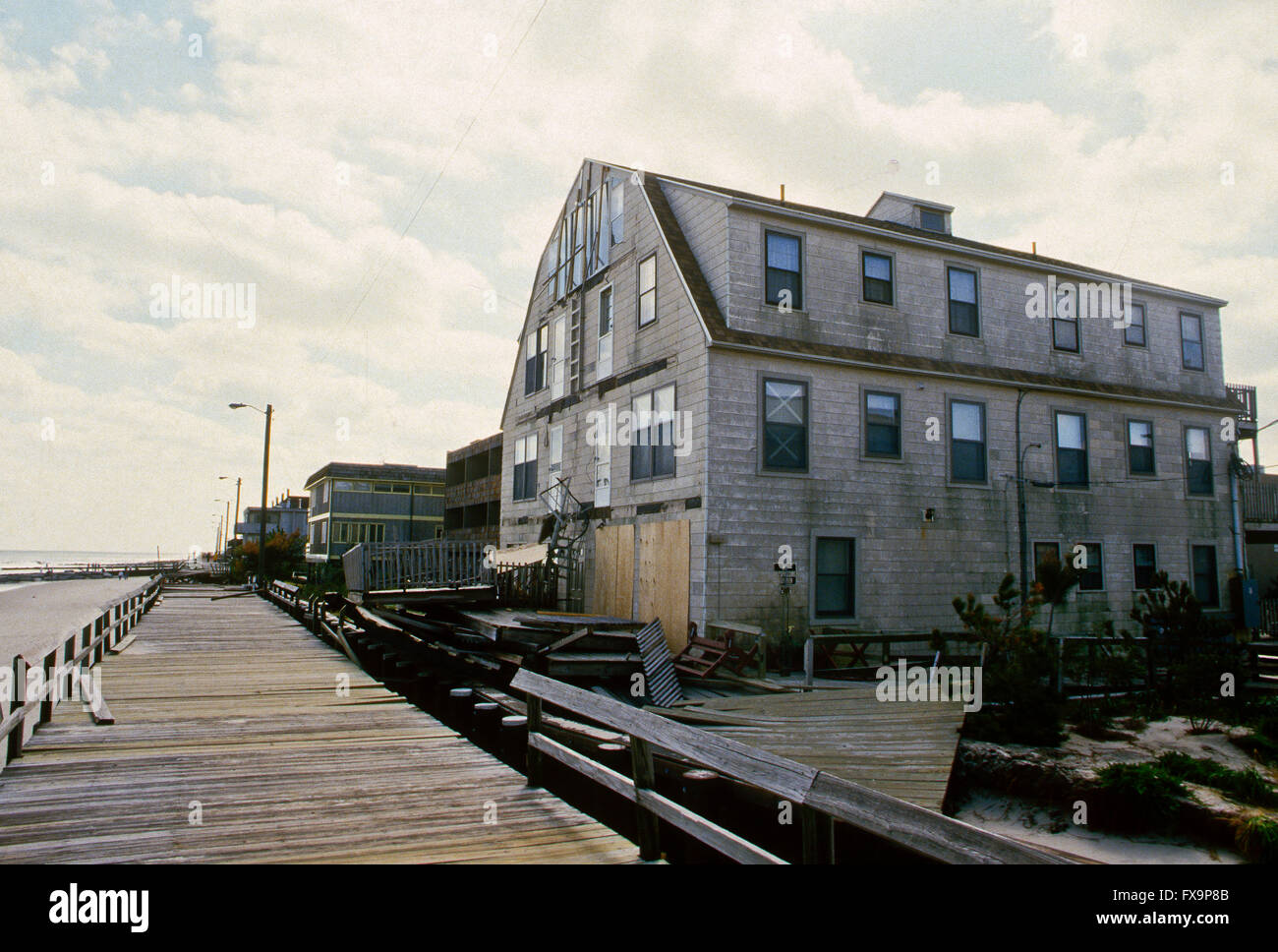 Ocean City, Maryland, USA, 28th September, 1985 Hurricane Gloria comes ashore in Ocean City, Maryland,  Credit: Mark Reinstein Stock Photo