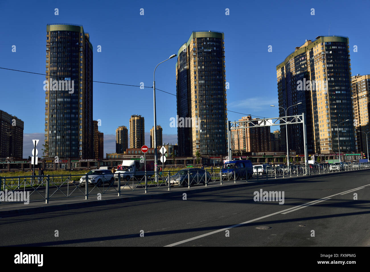 New apartment buildings in St. Petersburg, Russia Stock Photo Alamy