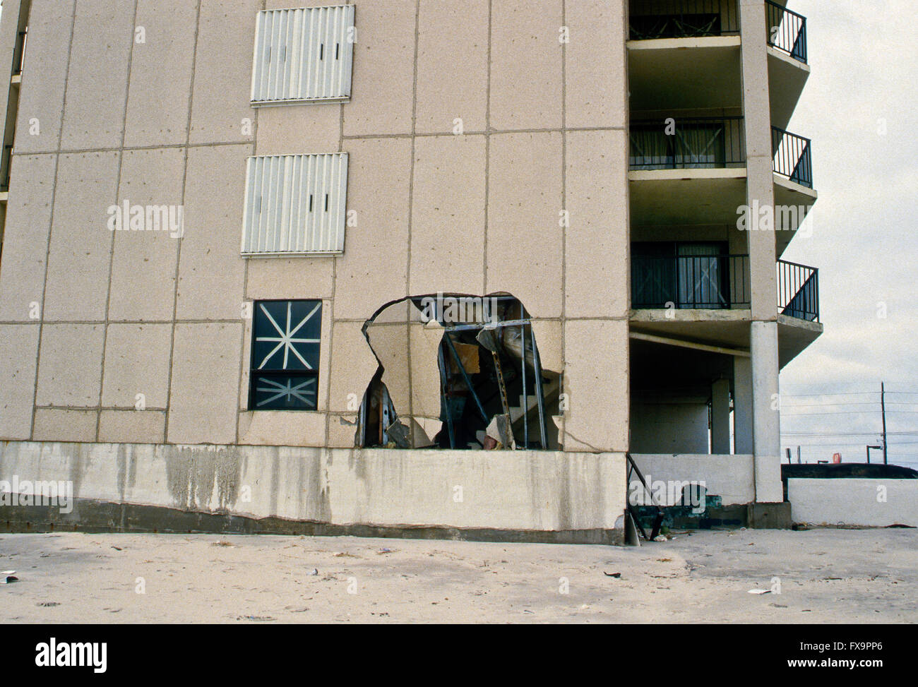 Ocean City, Maryland, USA, 28th September, 1985 Hurricane Gloria comes ashore in Ocean City, Maryland,  Credit: Mark Reinstein Stock Photo