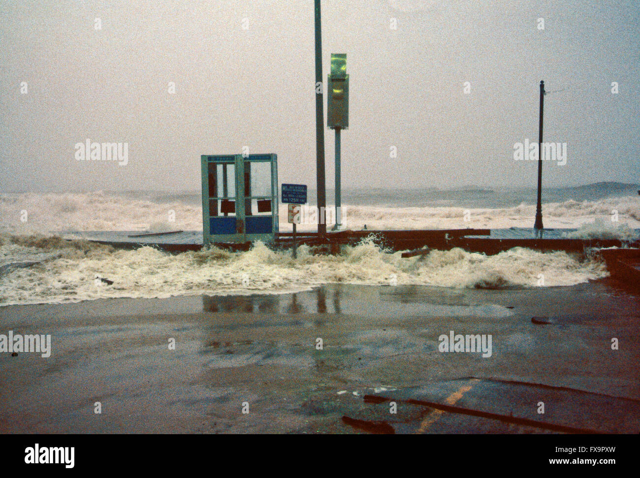 Ocean City, Maryland, USA, 28th September, 1985 Hurricane Gloria comes ashore in Ocean City, Maryland,  Credit: Mark Reinstein Stock Photo