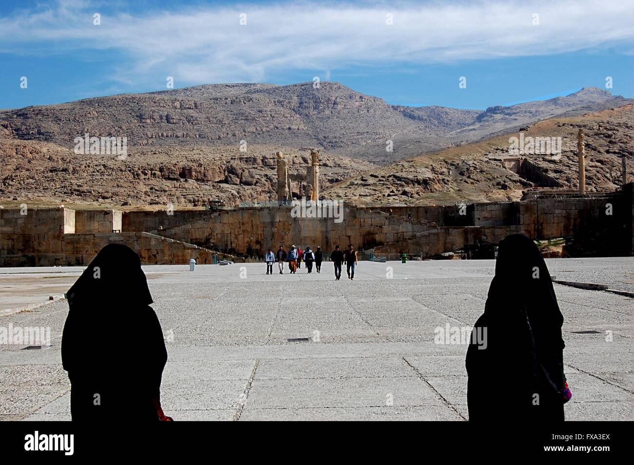 Two women in Niqab visiting Persepolis, Iran Stock Photo