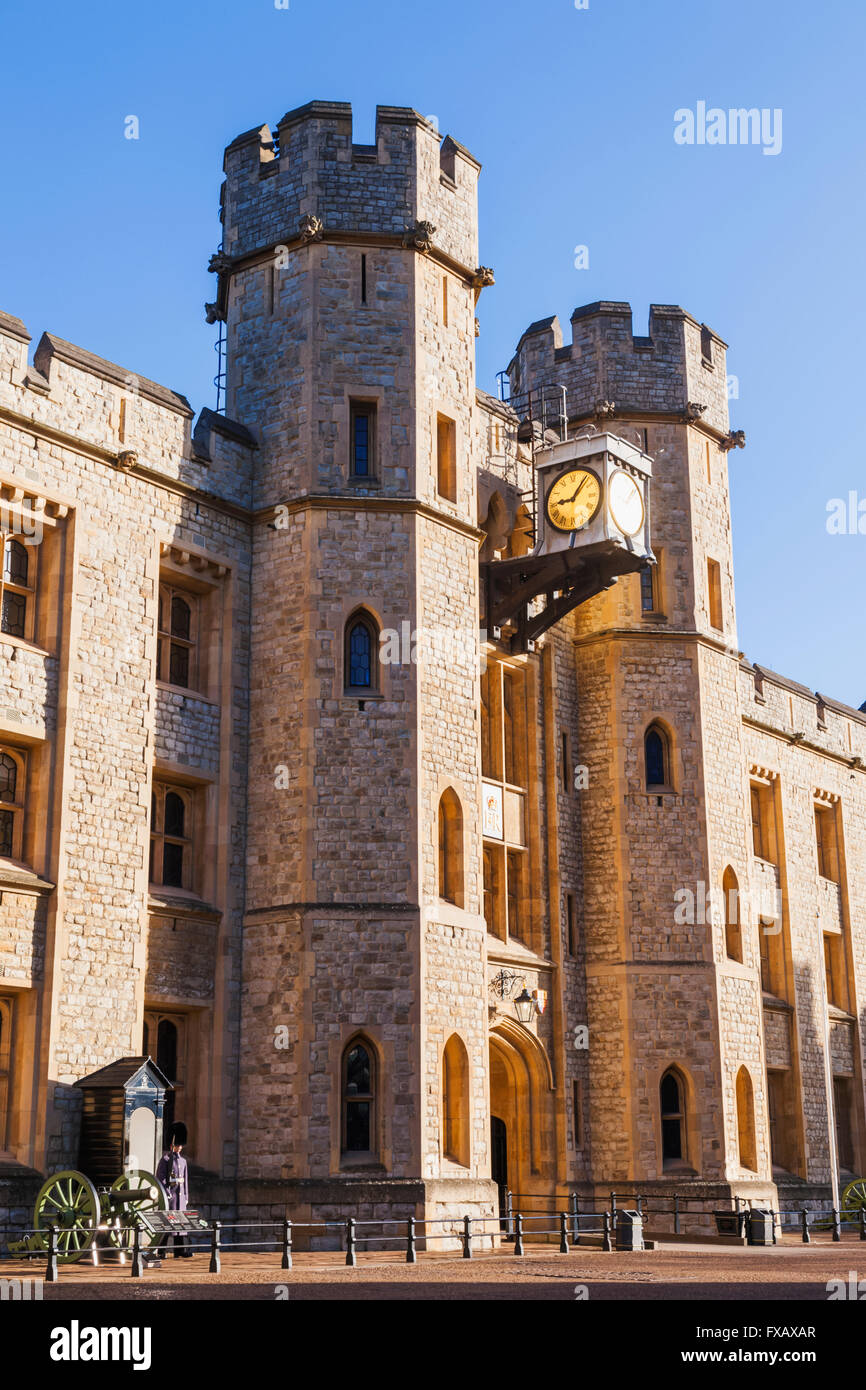 England, London, Tower of London, Entrance to The Crown Jewels Stock