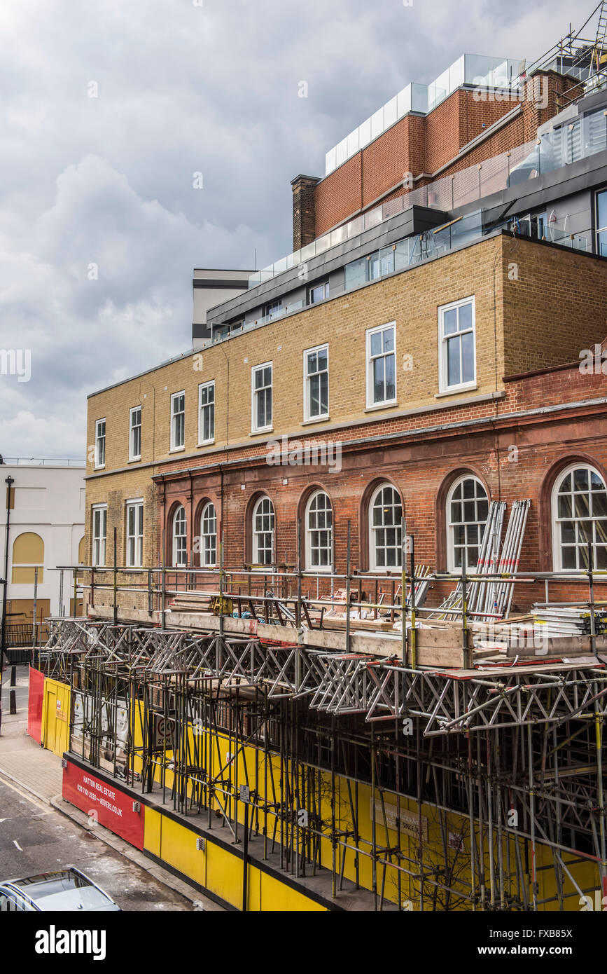 Rosebery avenue hires stock photography and images Alamy