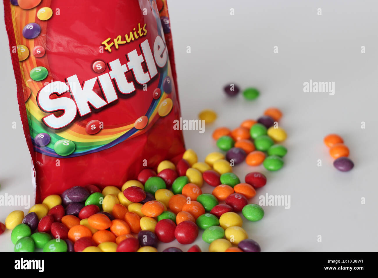 Update more than 114 biggest bag of skittles esthdonghoadian