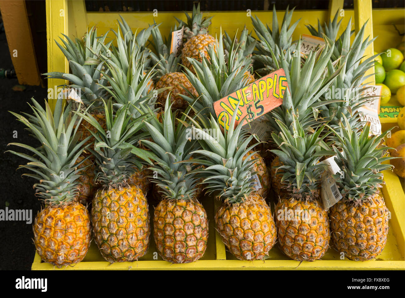 Hawaii fruit stand hi-res stock photography and images - Alamy