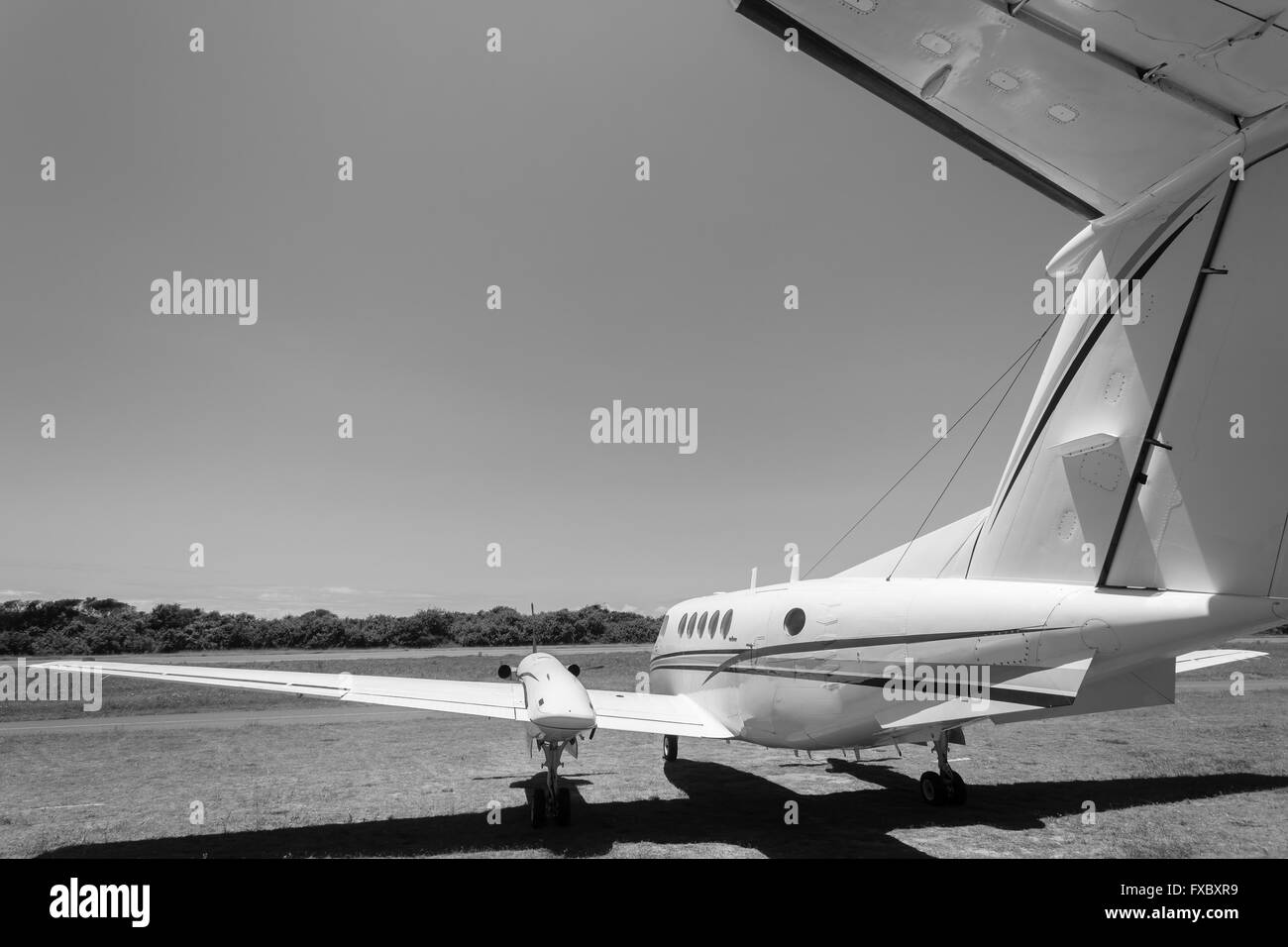 Light aircraft on airfield Black and White Stock Photos & Images Alamy