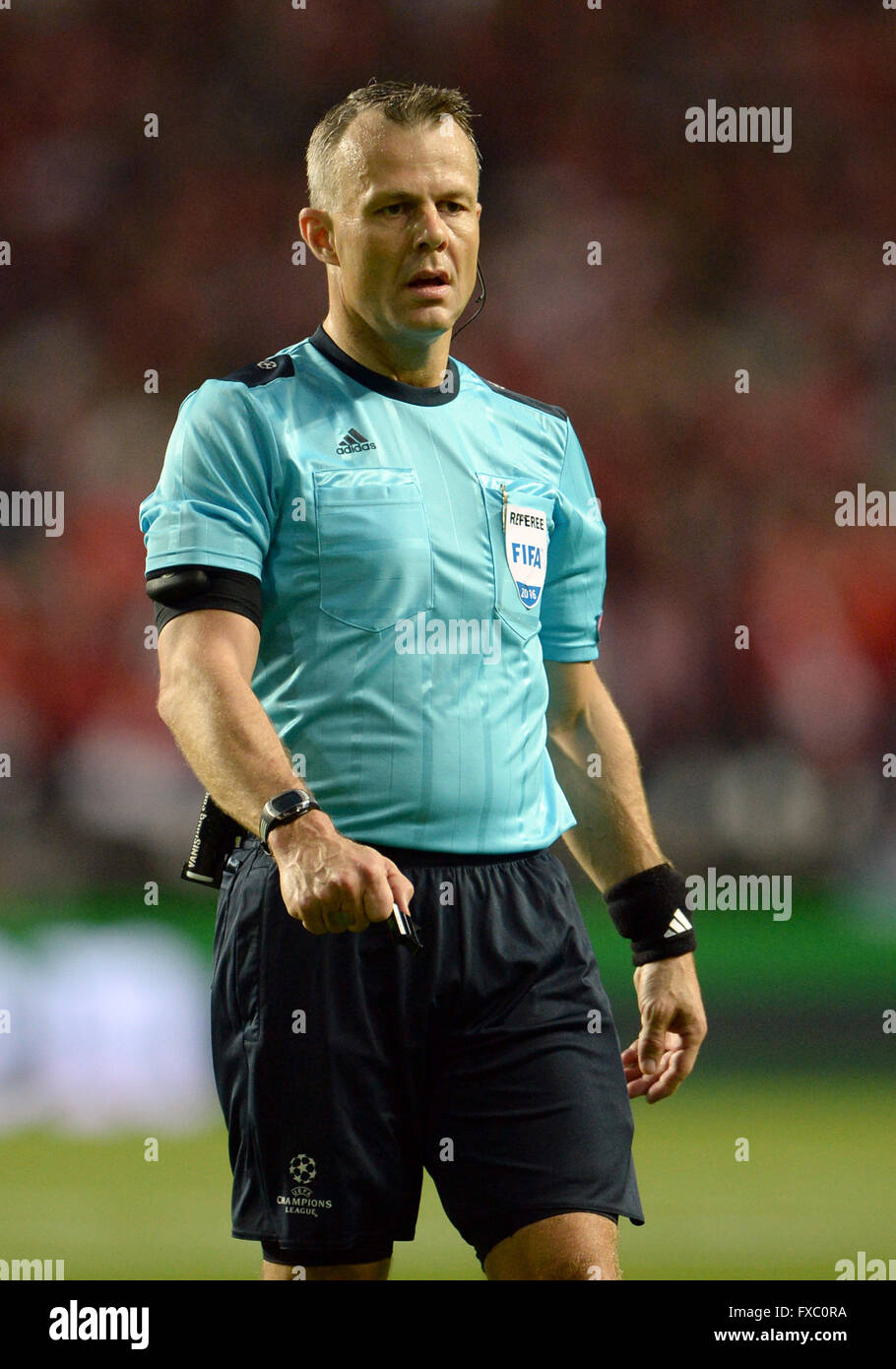 The dutch referee hi-res stock photography and images - Alamy
