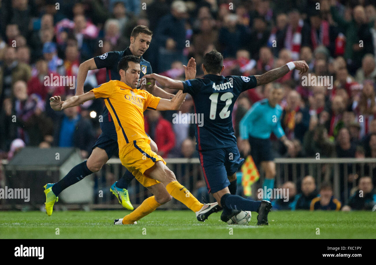 Vicente Calderon Stadium, Madrid, Spain. 13th April 2016. Busquets in action during the first half. UEFA Champions League 2015/16 Quarter Finals Second Leg Atletico de Madrid vs Barcelona Credit:  Pablo Gonzalez Cebrian/Alamy Live News Stock Photo