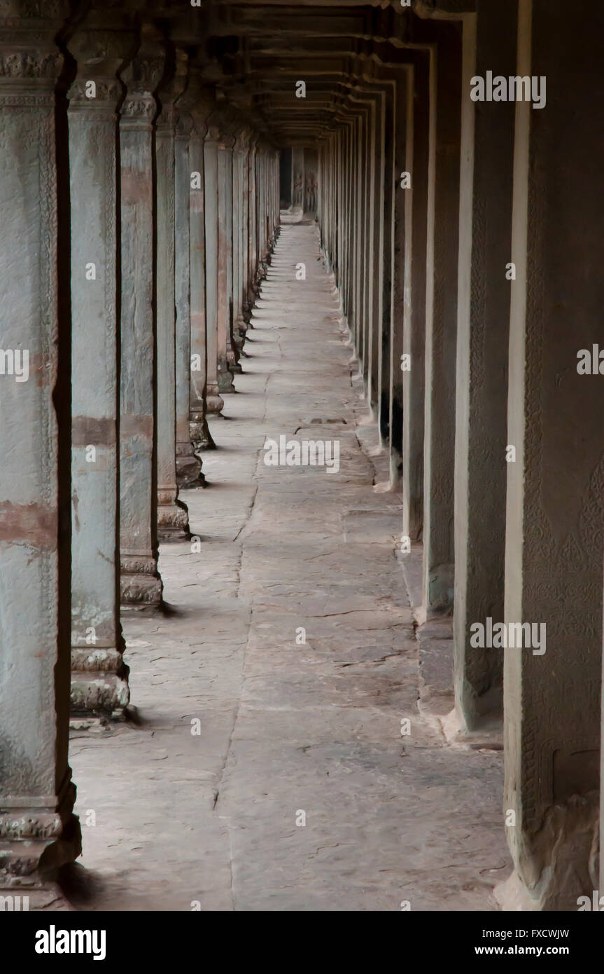 Columnal Corridor - Angkor Wat - Cambodia Stock Photo - Alamy
